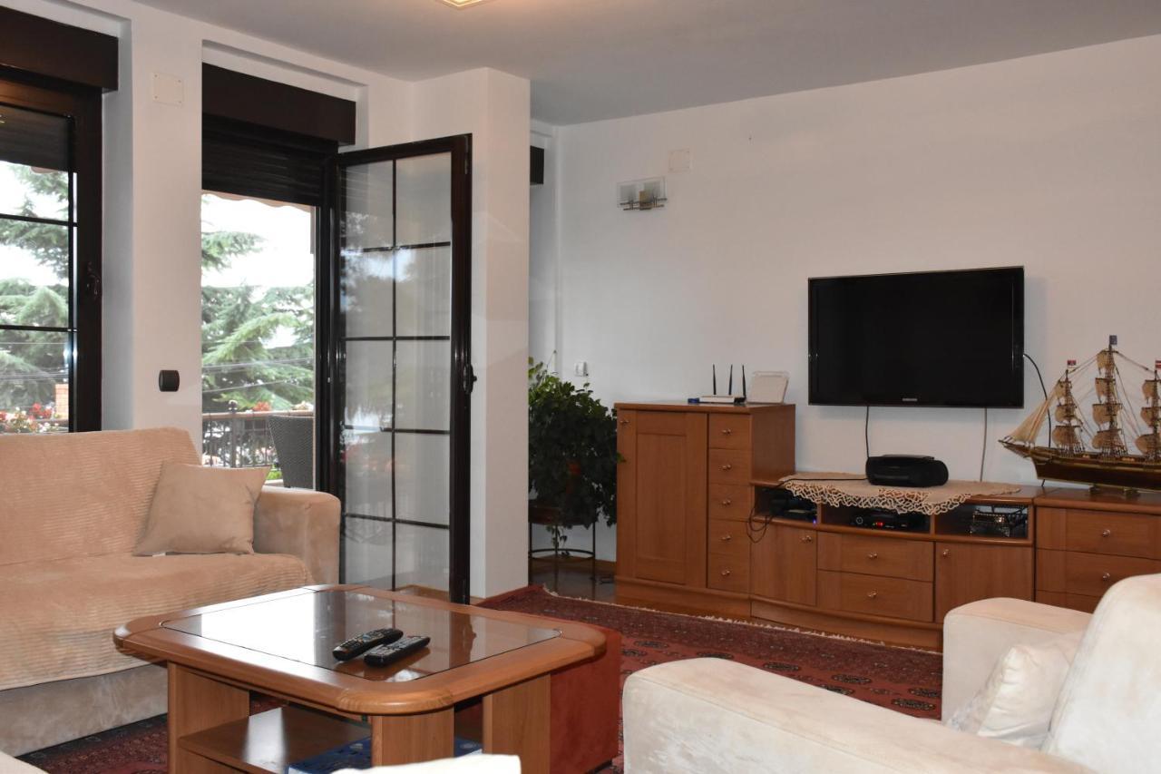 Bache Apartments Ochryda Zewnętrze zdjęcie